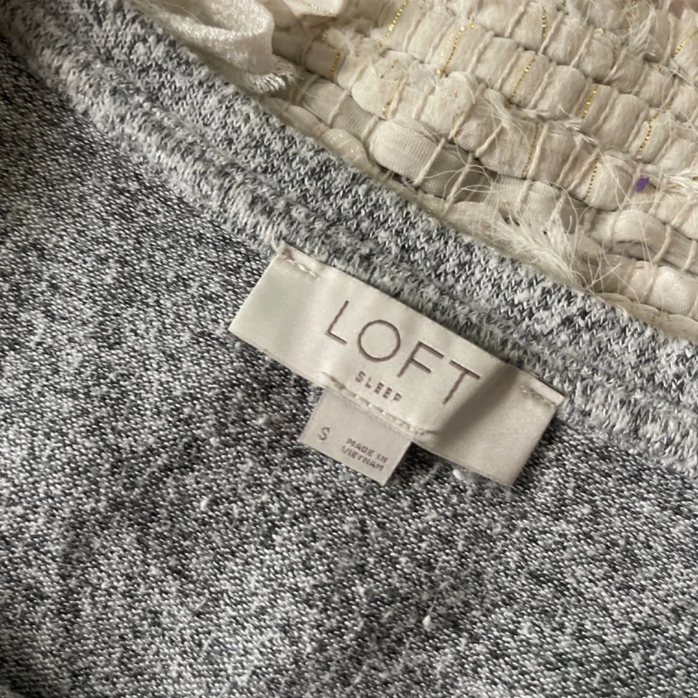LOFT Sleep Heather Gray Long Sleeve / Pants Pajama Set Size Small - Picture 7 of 8